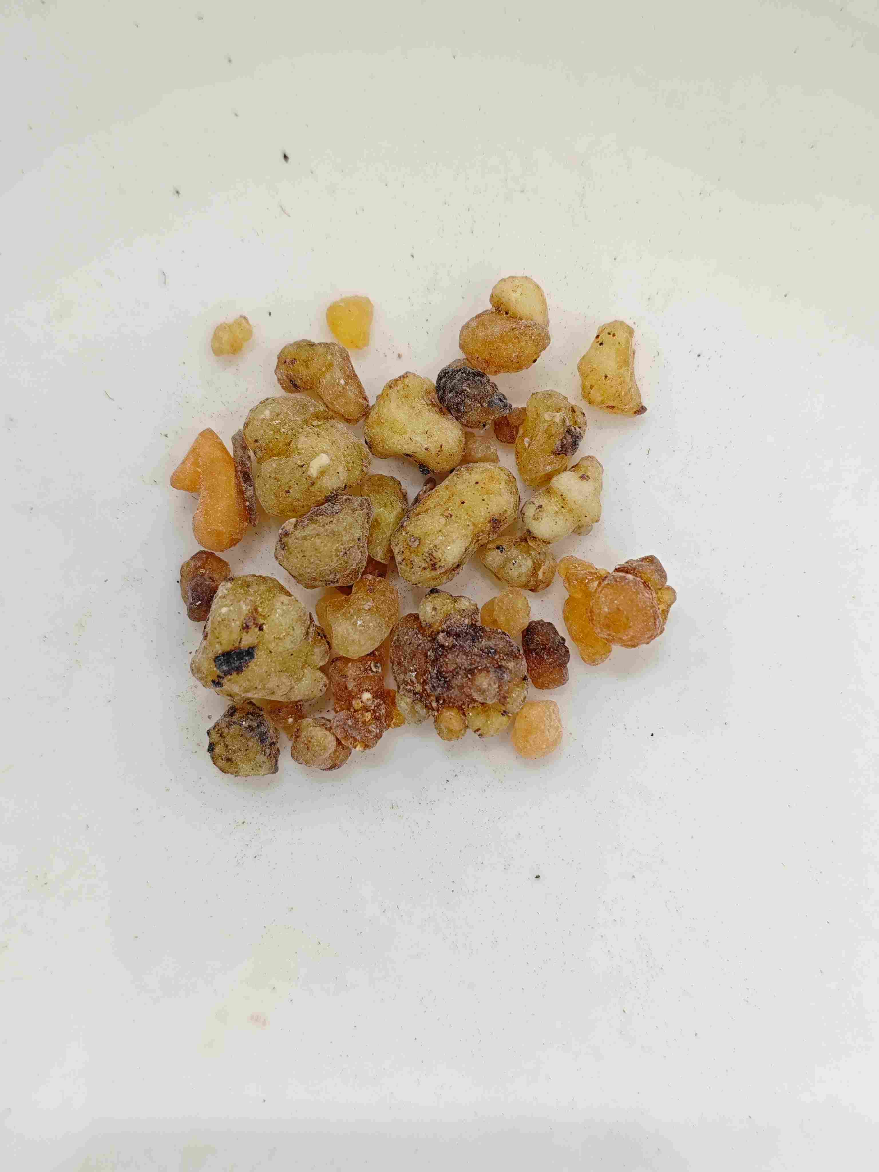 กำยาน (rǔxiāng)